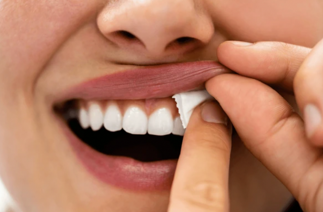 Nicotine Pouches vs Vapes