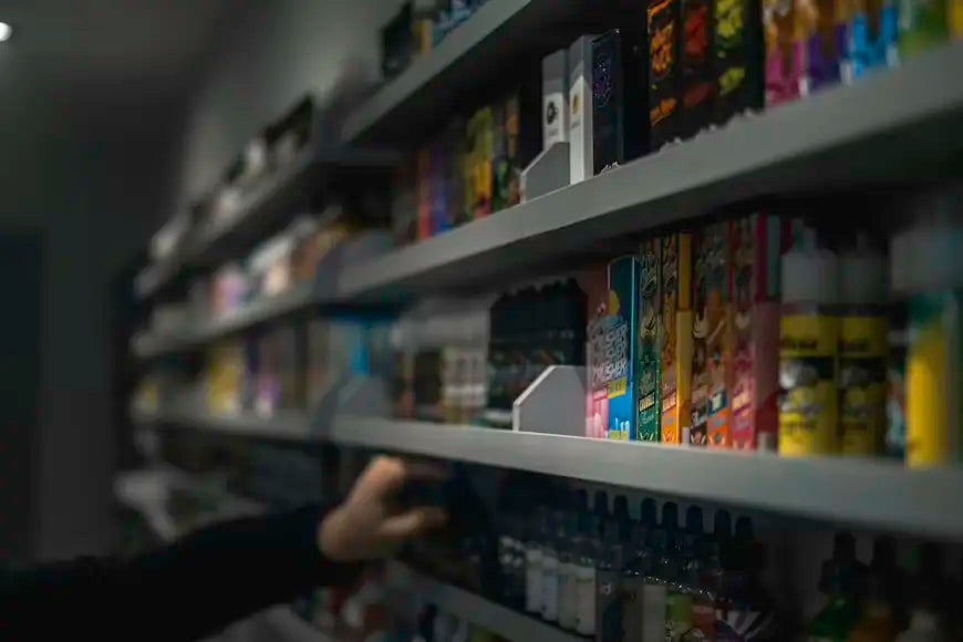 Shopping with reliable Online Vape Shop UK for Vape Kits, Pods & E-liquids